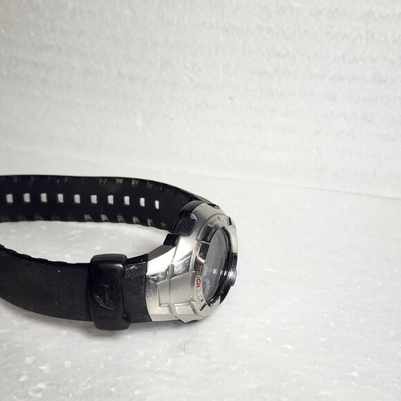 Casio G Shock Stainless and black - Picture 9 of 11